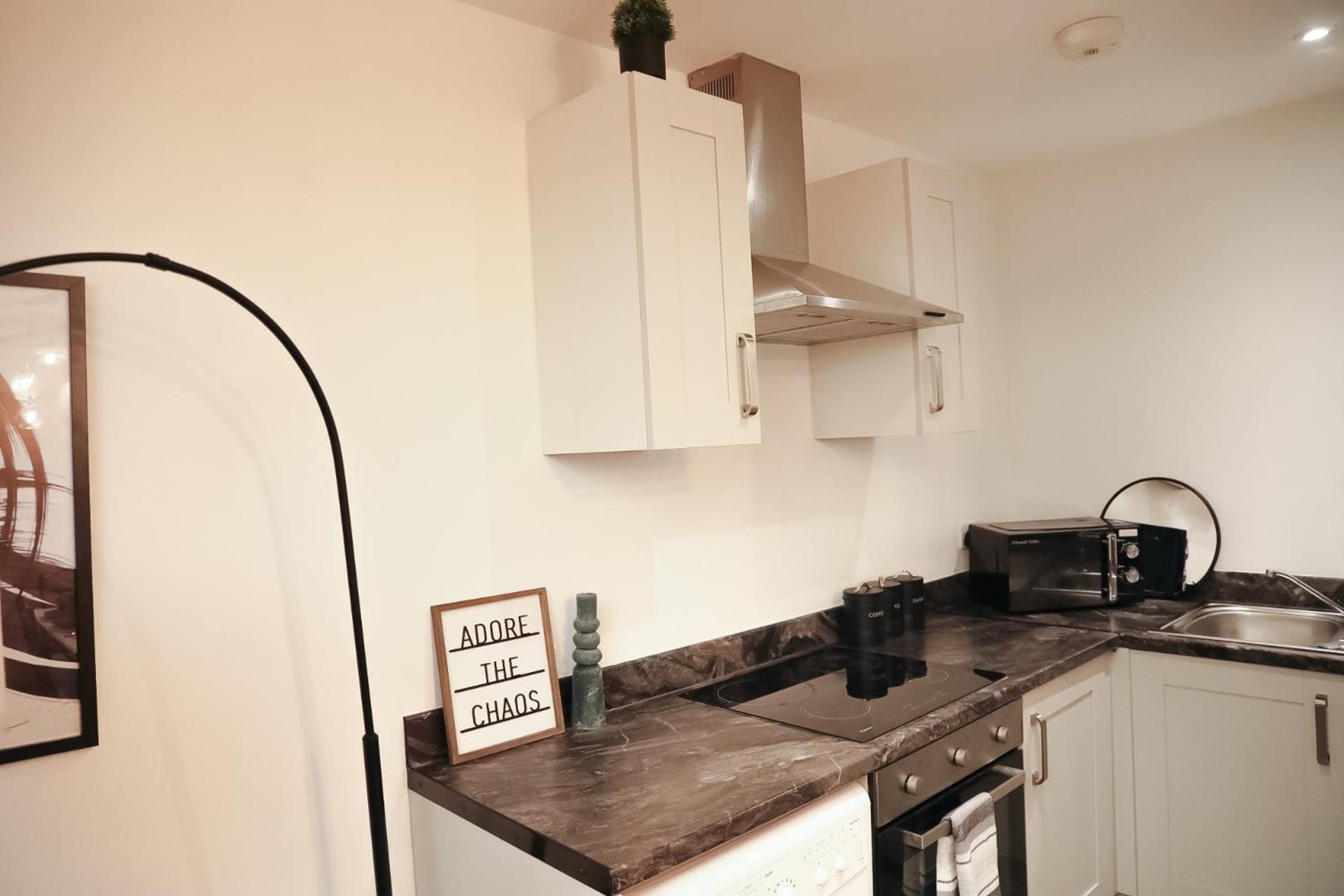 1 Bedroom Apartment Bradford City Centre Foster Square Экстерьер фото